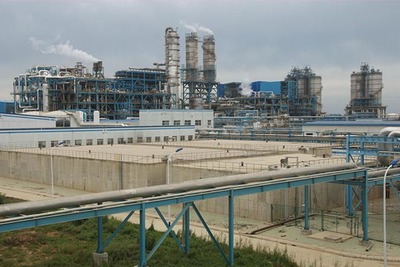 為擺平油管特大爆燃事故,蔣潔敏曾承諾在大連再建多個(gè)石化廠